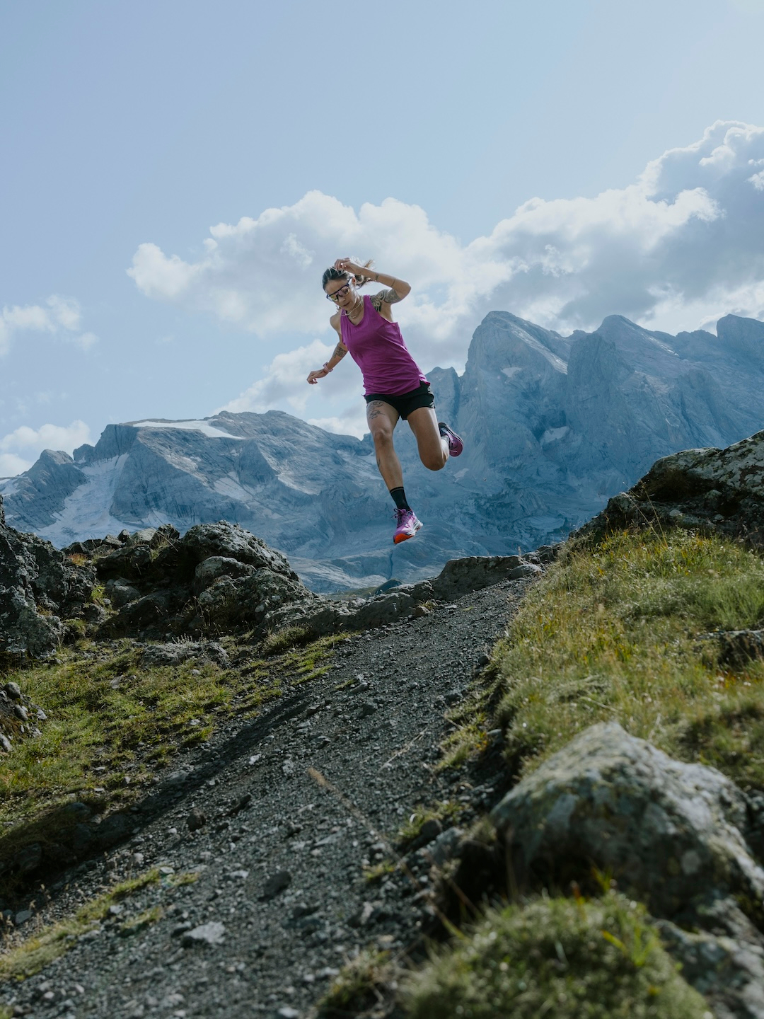 La Lone Peak 9+ nommée meilleure chaussure de trail de 2025