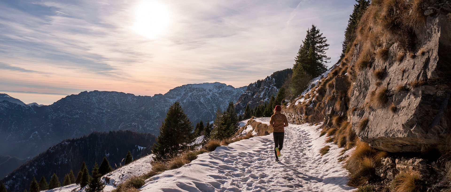 Running cold: how to start winter running | Altra Running | Official Website