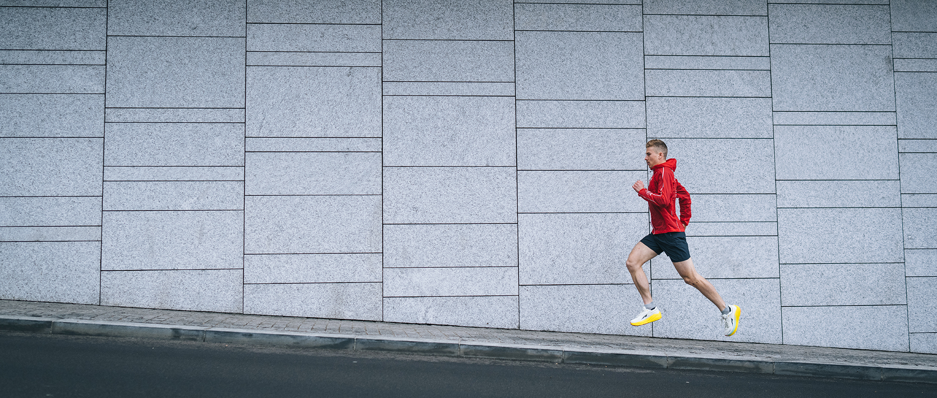 How to pick the best winter running<br>shoes for you | Altra Running | Official Website